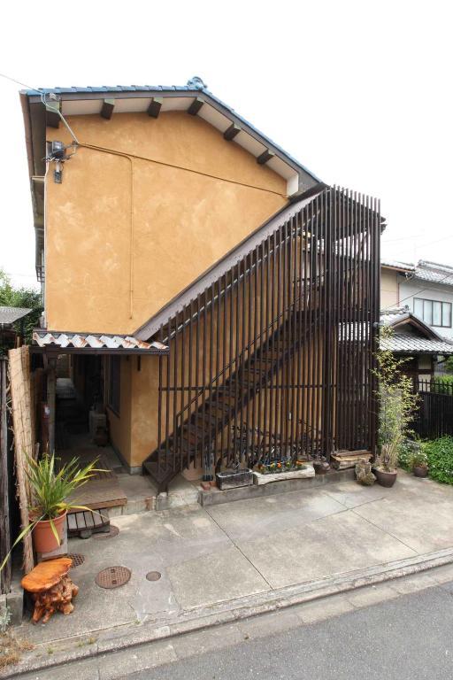 Hotel Golden Pavilion House